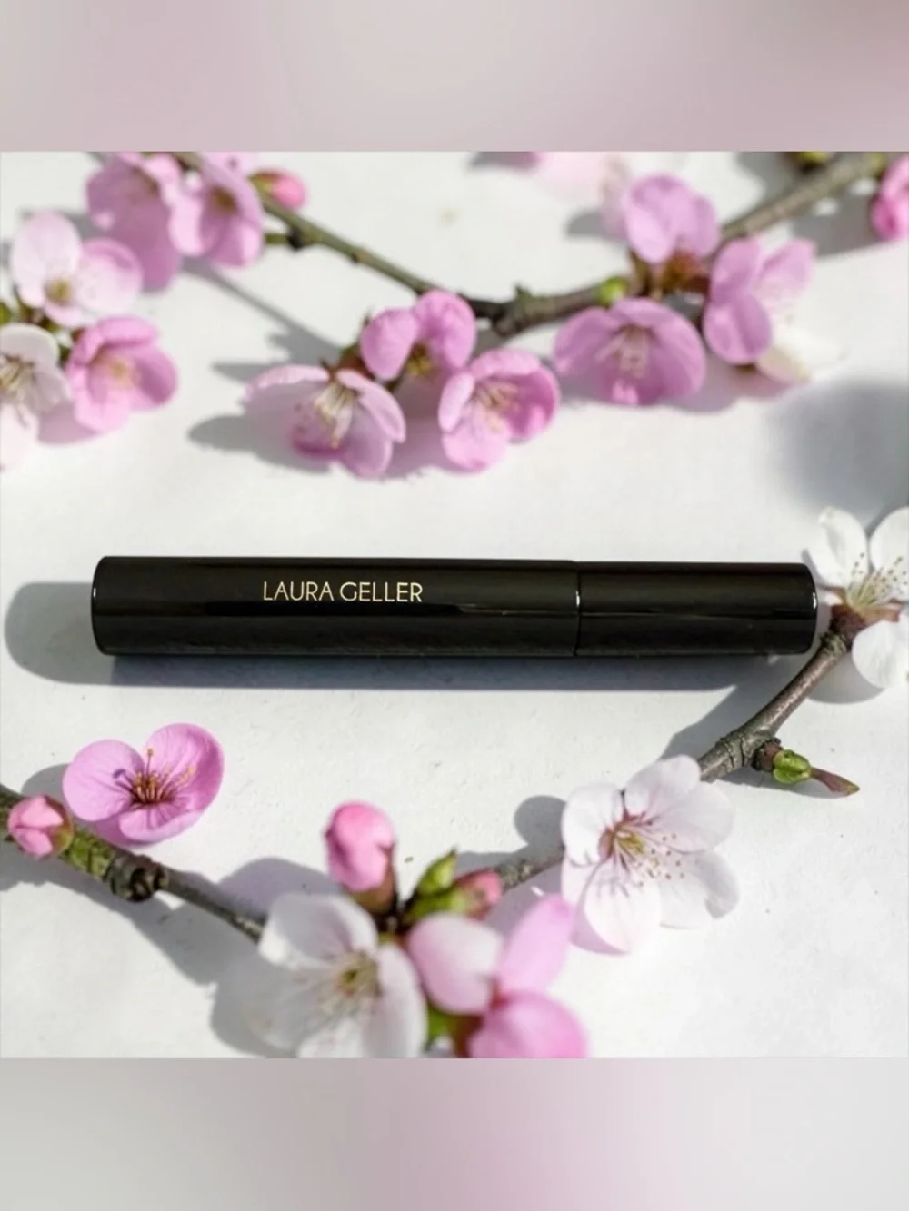 🖤LAURA GELLER🖤Love Your Body Volumizing Mascara in Black/NIP